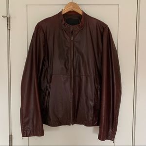 Nicole Farhi original. Size L approximately. Men’s brown leather jacket.